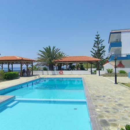 Cypriana Apartments Makry Gialos  Exterior photo
