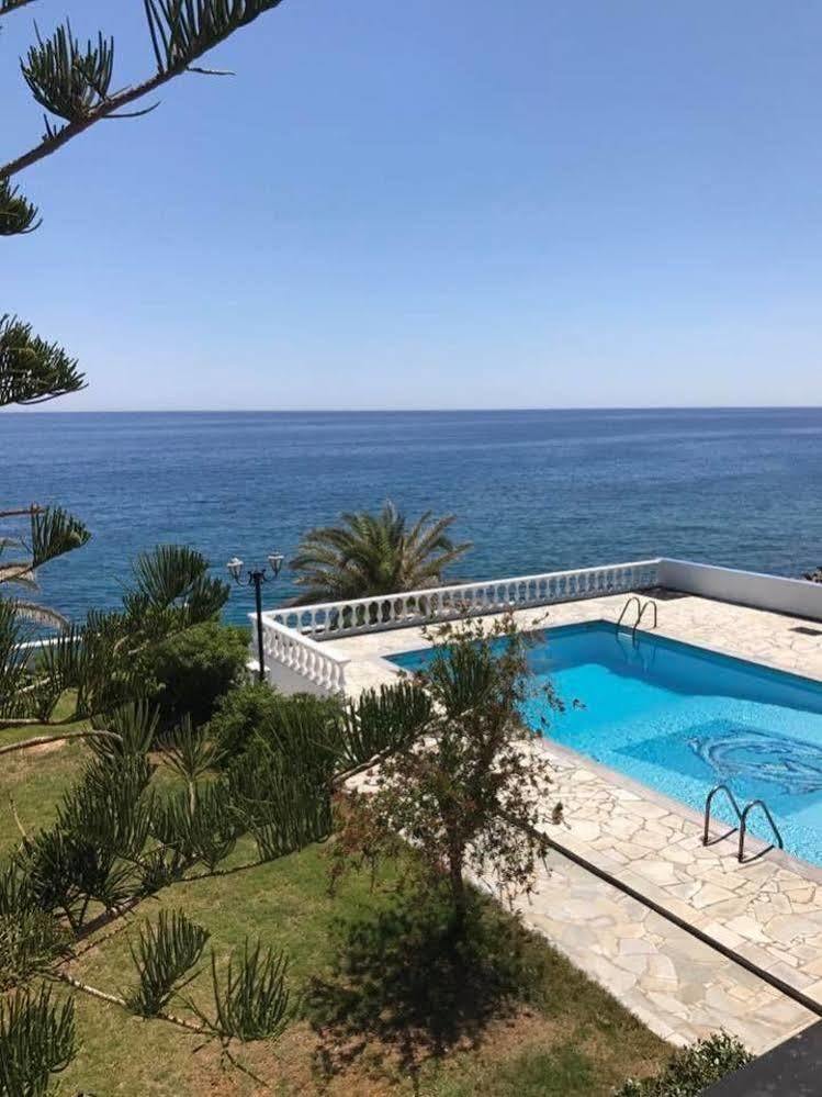 Cypriana Apartments Makry Gialos  Exterior photo